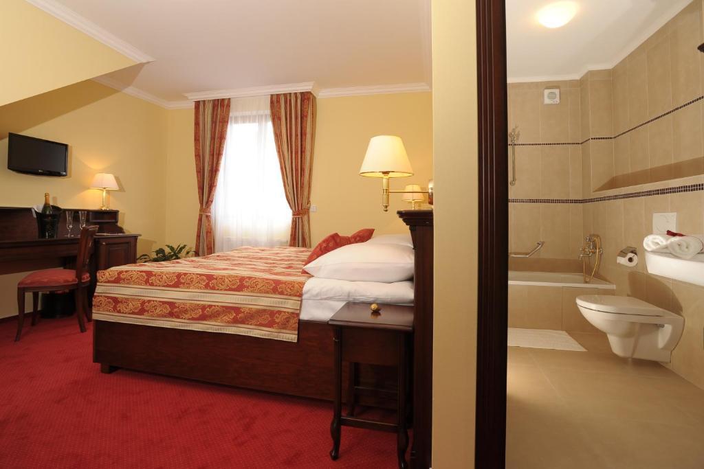 Hotel U Krale Jicin Exterior photo
